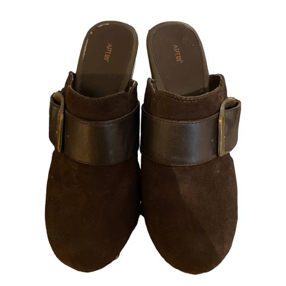 APT. 9 Dark Brown Suede with Buckle High Heel Mules Ladies 9.5 - Picture 7 of 10